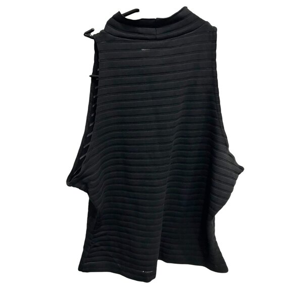 Black Textured Sleeveless Ribbed Mock Neck Top - Picture 2 of 8